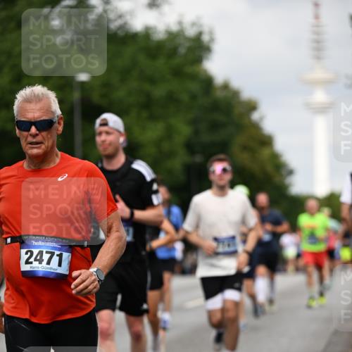 29.06.2025 - hella hamburg halbmarathon Dr. Thomas Lammeyer http://msf.ph/oto/8180007 29.06.2025 10:10:21 Kennedybrücke 1830, 1936, 2471, 2624, 3062, 4169, 4542, 5431, 6014, 7741, 8290, 8744, 8909, 9917, 10214, 10781 meine-sportfotos.de