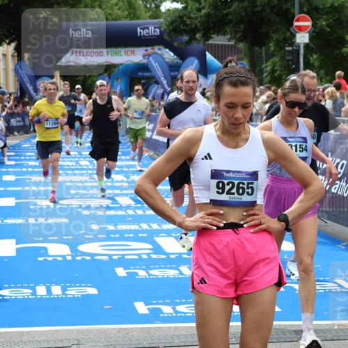 29.06.2025 - hella hamburg halbmarathon Zöllner http://msf.ph/oto/8180042 29.06.2025 10:39:43 Ziel 1358, 4398, 4888, 11284, 11806, 13190, 14077, 15094, 15435, 16580, 16761, 17005, 17215, 17360, 17425, 17792, 18154, 18803 meine-sportfotos.de
