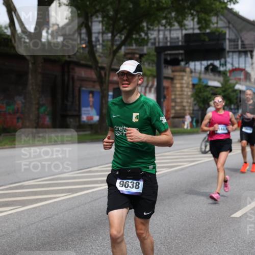 29.06.2025 - hella hamburg halbmarathon Yannick Fuchs http://msf.ph/oto/8180092 29.06.2025 10:42:49 20KM 1086, 1163, 1176, 1537, 1884, 1892, 1914, 2442, 3213, 4711, 5421, 6377, 6389, 6923, 7367, 8216, 8889, 8916, 9348, 9482, 9638, 9770, 10000, 11451, 11467, 12149, 12534, 12690, 12840, 13962, 14033, 14192, 14511, 14814, 14990, 15784, 15917, 15981, 16094, 16269, 17007, 17127, 17395, 17745, 17855, 17982, 18251, 18815, 18923, 19198 meine-sportfotos.de