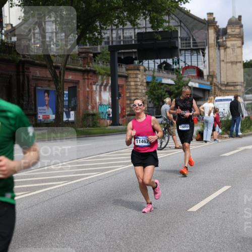 29.06.2025 - hella hamburg halbmarathon Yannick Fuchs http://msf.ph/oto/8180130 29.06.2025 10:42:49 20KM 1086, 1163, 1176, 1537, 1884, 1892, 1914, 2442, 3213, 4711, 5421, 6377, 6389, 6923, 7367, 8216, 8889, 8916, 9348, 9482, 9638, 9770, 10000, 11451, 11467, 12149, 12534, 12690, 12840, 13962, 14033, 14192, 14511, 14814, 14990, 15784, 15917, 15981, 16094, 16269, 17007, 17127, 17395, 17745, 17855, 17982, 18251, 18815, 18923, 19198 meine-sportfotos.de