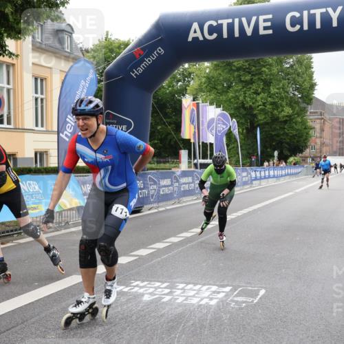 29.06.2025 - hella hamburg halbmarathon Strokosch-Dieckow http://msf.ph/oto/8180197 29.06.2025 09:21:35 Ziel 20111, 20144, 20302, 20366, 20400, 20548 meine-sportfotos.de