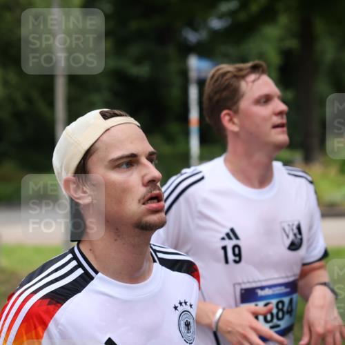 29.06.2025 - hella hamburg halbmarathon Yannick Fuchs http://msf.ph/oto/8180248 29.06.2025 10:42:51 20KM 1086, 1163, 1176, 1537, 1884, 1892, 2442, 3213, 3985, 4711, 5421, 6389, 6923, 8216, 8889, 8916, 9348, 9482, 9638, 9770, 10000, 11451, 11467, 12149, 12534, 12690, 12840, 13962, 14033, 14192, 14511, 14990, 15784, 15917, 15981, 16094, 16269, 17007, 17127, 17395, 17745, 17855, 17982, 18251, 18815, 18923, 19198 meine-sportfotos.de