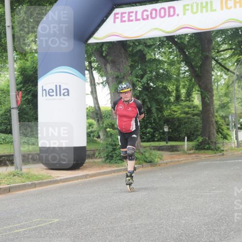 29.06.2025 - hella hamburg halbmarathon KatJ http://msf.ph/oto/8180252 29.06.2025 09:22:32 Zwischen KM18-KM19  meine-sportfotos.de