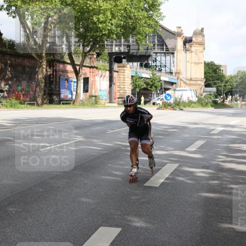 29.06.2025 - hella hamburg halbmarathon Yannick Fuchs http://msf.ph/oto/8180253 29.06.2025 09:07:28 20KM 1, 1 meine-sportfotos.de