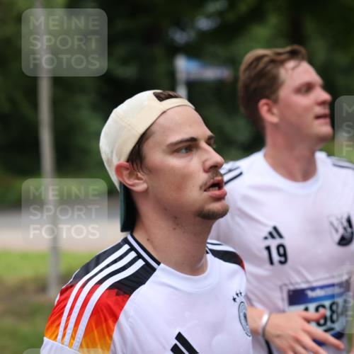 29.06.2025 - hella hamburg halbmarathon Yannick Fuchs http://msf.ph/oto/8180259 29.06.2025 10:42:51 20KM 1086, 1163, 1176, 1537, 1884, 1892, 2442, 3213, 3985, 4711, 5421, 6389, 6923, 8216, 8889, 8916, 9348, 9482, 9638, 9770, 10000, 11451, 11467, 12149, 12534, 12690, 12840, 13962, 14033, 14192, 14511, 14990, 15784, 15917, 15981, 16094, 16269, 17007, 17127, 17395, 17745, 17855, 17982, 18251, 18815, 18923, 19198 meine-sportfotos.de
