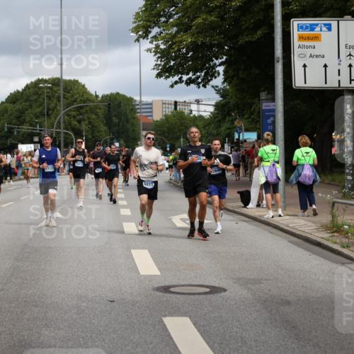 29.06.2025 - hella hamburg halbmarathon Yannick Fuchs http://msf.ph/oto/8180277 29.06.2025 10:42:52 20KM 1086, 1163, 1176, 1537, 1884, 1892, 2442, 3213, 3985, 4711, 5421, 6389, 6923, 8889, 8916, 9348, 9638, 9770, 10000, 11451, 11467, 12149, 12534, 12690, 12840, 13962, 14033, 14192, 14511, 14990, 15784, 15917, 15981, 16094, 16269, 17007, 17127, 17395, 17745, 17855, 17982, 18251, 18598, 18815, 18923 meine-sportfotos.de