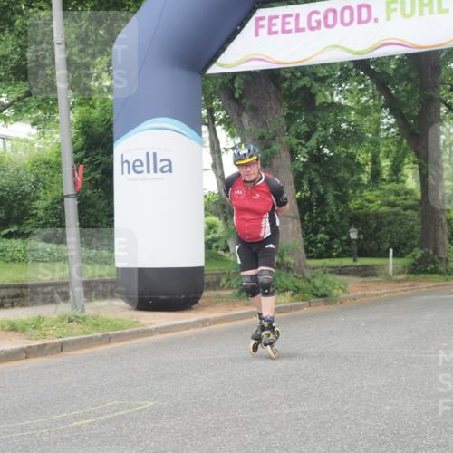 29.06.2025 - hella hamburg halbmarathon KatJ http://msf.ph/oto/8180294 29.06.2025 09:22:32 Zwischen KM18-KM19  meine-sportfotos.de