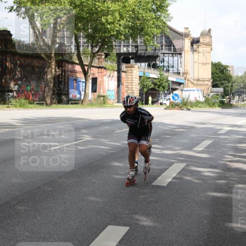 29.06.2025 - hella hamburg halbmarathon Yannick Fuchs http://msf.ph/oto/8180298 29.06.2025 09:07:28 20KM 1, 1 meine-sportfotos.de