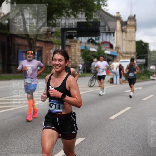 29.06.2025 - hella hamburg halbmarathon Yannick Fuchs http://msf.ph/oto/8180466 29.06.2025 10:42:56 20KM 1163, 1176, 1537, 1884, 1892, 2260, 3213, 3985, 4711, 4847, 4890, 5421, 6389, 6923, 8889, 9348, 9661, 9770, 10000, 11451, 11467, 12149, 12534, 12690, 12840, 13009, 13183, 13450, 13962, 14033, 14192, 14511, 14990, 15384, 15784, 15917, 15981, 17007, 17127, 17395, 17745, 17855, 17982, 18251, 18598, 18815, 18887 meine-sportfotos.de