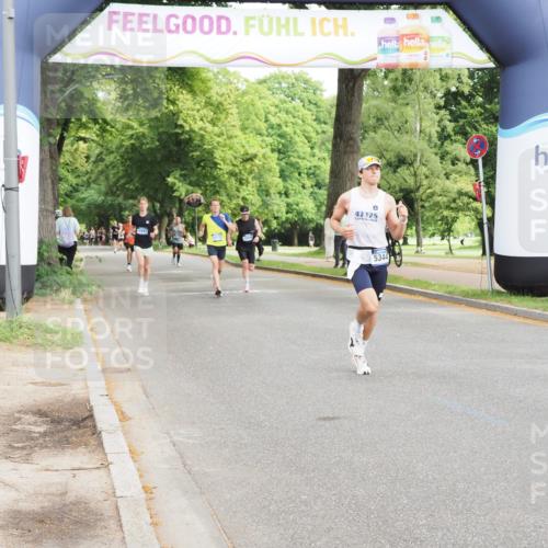 29.06.2025 - hella hamburg halbmarathon MichiJ http://msf.ph/oto/8180491 29.06.2025 10:17:12 Zwischen KM18-KM19 1065, 5344, 9097, 15136 meine-sportfotos.de