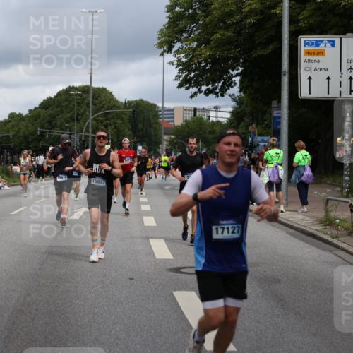 29.06.2025 - hella hamburg halbmarathon Yannick Fuchs http://msf.ph/oto/8180525 29.06.2025 10:42:56 20KM 1163, 1176, 1537, 1884, 1892, 2260, 3213, 3985, 4711, 4847, 4890, 5421, 6389, 6923, 8889, 9348, 9661, 9770, 10000, 11451, 11467, 12149, 12534, 12690, 12840, 13009, 13183, 13450, 13962, 14033, 14192, 14511, 14990, 15384, 15784, 15917, 15981, 17007, 17127, 17395, 17745, 17855, 17982, 18251, 18598, 18815, 18887 meine-sportfotos.de