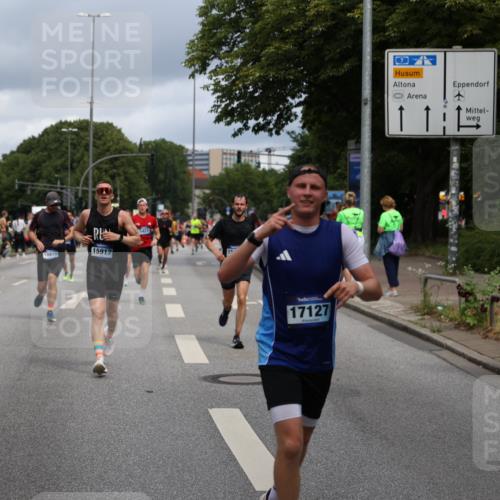 29.06.2025 - hella hamburg halbmarathon Yannick Fuchs http://msf.ph/oto/8180552 29.06.2025 10:42:56 20KM 1163, 1176, 1537, 1884, 1892, 2260, 3213, 3985, 4711, 4847, 4890, 5421, 6389, 6923, 8889, 9348, 9661, 9770, 10000, 11451, 11467, 12149, 12534, 12690, 12840, 13009, 13183, 13450, 13962, 14033, 14192, 14511, 14990, 15384, 15784, 15917, 15981, 17007, 17127, 17395, 17745, 17855, 17982, 18251, 18598, 18815, 18887 meine-sportfotos.de