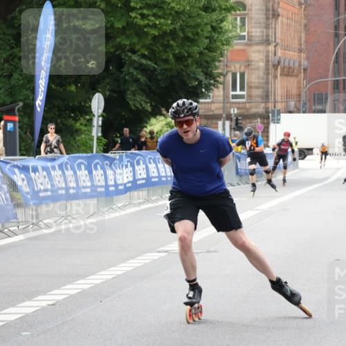 29.06.2025 - hella hamburg halbmarathon Strokosch-Dieckow http://msf.ph/oto/8180593 29.06.2025 09:21:42 Ziel 20068, 20070, 20352, 20548 meine-sportfotos.de
