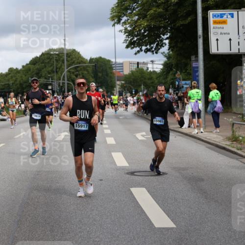 29.06.2025 - hella hamburg halbmarathon Yannick Fuchs http://msf.ph/oto/8180649 29.06.2025 10:42:57 20KM 1163, 1176, 1537, 1884, 1892, 2260, 3213, 3985, 4711, 4847, 4890, 5421, 6389, 6923, 8889, 9348, 9661, 9770, 10000, 11451, 11467, 12149, 12534, 12690, 12840, 13009, 13183, 13450, 13962, 14033, 14192, 14511, 14990, 15384, 15784, 15917, 15981, 16592, 17007, 17127, 17395, 17745, 17855, 17982, 18251, 18598, 18815, 18887 meine-sportfotos.de