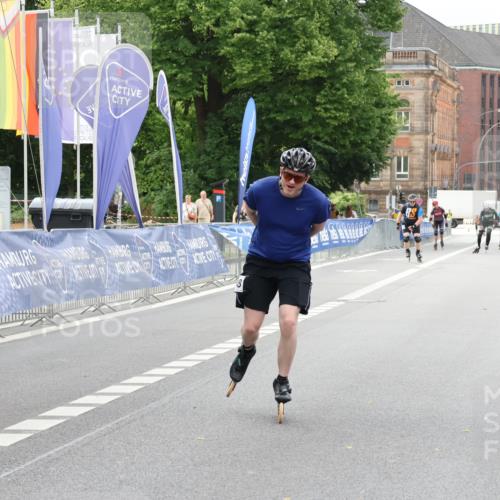 29.06.2025 - hella hamburg halbmarathon Strokosch-Dieckow http://msf.ph/oto/8180659 29.06.2025 09:21:43 Ziel 20068, 20070, 20352, 20548 meine-sportfotos.de