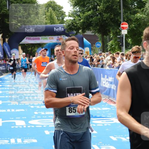 29.06.2025 - hella hamburg halbmarathon Zöllner http://msf.ph/oto/8180708 29.06.2025 10:40:04 Ziel 2826, 3626, 5050, 5375, 6080, 8467, 8574, 12091, 13514, 15421, 17973 meine-sportfotos.de