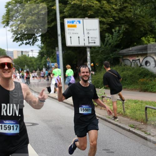 29.06.2025 - hella hamburg halbmarathon Yannick Fuchs http://msf.ph/oto/8180764 29.06.2025 10:42:59 20KM 1163, 1176, 1537, 1892, 2260, 3985, 4711, 4847, 4890, 5421, 6389, 6923, 8889, 9348, 9661, 9770, 10000, 11451, 12149, 12534, 12690, 12840, 13009, 13183, 13450, 13962, 14033, 14192, 14511, 14990, 15384, 15784, 15917, 15981, 16592, 17127, 17395, 17745, 17855, 17982, 18251, 18598, 18815, 18887 meine-sportfotos.de