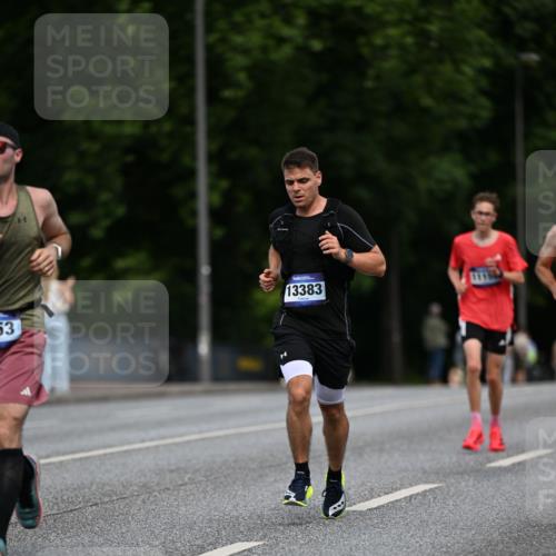 29.06.2025 - hella hamburg halbmarathon Dr. Thomas Lammeyer http://msf.ph/oto/8180812 29.06.2025 09:47:13 Kennedybrücke 1122, 1953, 2483, 3189, 3379, 5308, 5344, 7231, 7793, 9079, 10173, 10351, 11150 meine-sportfotos.de