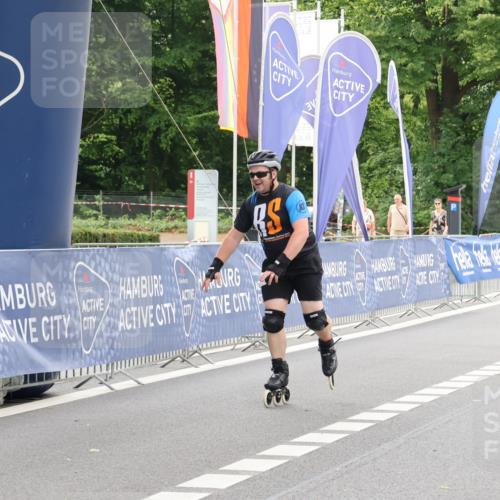 29.06.2025 - hella hamburg halbmarathon Strokosch-Dieckow http://msf.ph/oto/8180823 29.06.2025 09:21:49 Ziel 20067, 20068, 20070, 20352 meine-sportfotos.de