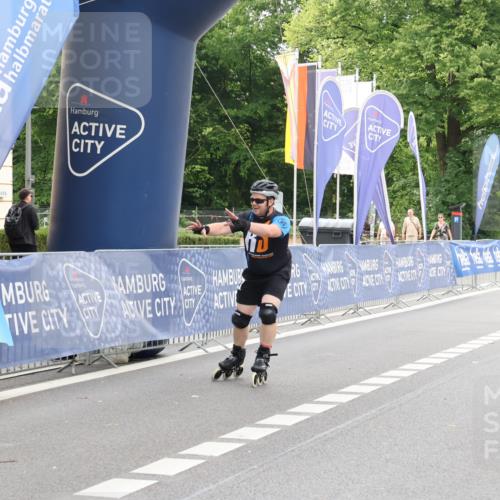 29.06.2025 - hella hamburg halbmarathon Strokosch-Dieckow http://msf.ph/oto/8180848 29.06.2025 09:21:49 Ziel 20067, 20068, 20070, 20352 meine-sportfotos.de