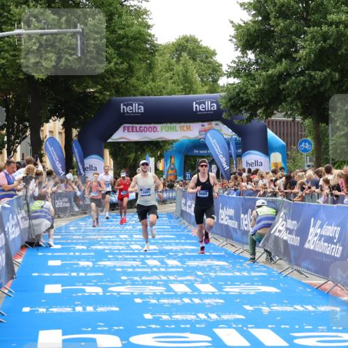 29.06.2025 - hella hamburg halbmarathon Zöllner http://msf.ph/oto/8180864 29.06.2025 10:31:37 Ziel 5660, 7793, 12681, 13617, 15835 meine-sportfotos.de