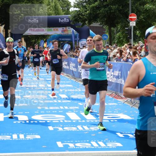 29.06.2025 - hella hamburg halbmarathon Zöllner http://msf.ph/oto/8180897 29.06.2025 10:40:10 Ziel 2826, 4381, 5007, 5050, 5508, 5916, 6080, 7495, 8933, 12091, 13514, 15424, 17973 meine-sportfotos.de