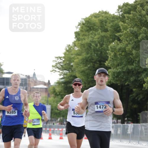 29.06.2025 - hella hamburg halbmarathon Jannik Wohlers http://msf.ph/oto/8180905 29.06.2025 09:42:40 Lombardsbrücke 4338, 5301, 9097, 9385, 11994, 12341, 12529, 12992, 13346, 14728, 18037 meine-sportfotos.de