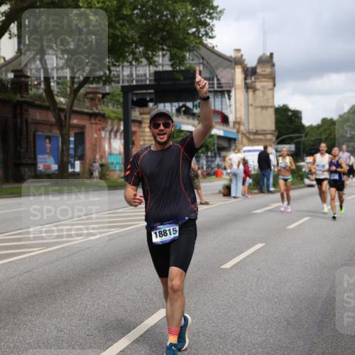 29.06.2025 - hella hamburg halbmarathon Yannick Fuchs http://msf.ph/oto/8180914 29.06.2025 10:43:00 20KM 1163, 1176, 1537, 1892, 2260, 3985, 4711, 4847, 4890, 5421, 6389, 6923, 8889, 9348, 9661, 9770, 11451, 12149, 12534, 12690, 12840, 13009, 13183, 13450, 13962, 14033, 14192, 14511, 14990, 15384, 15784, 15894, 15917, 15981, 16592, 17127, 17395, 17745, 17855, 17982, 18251, 18598, 18815, 18887 meine-sportfotos.de