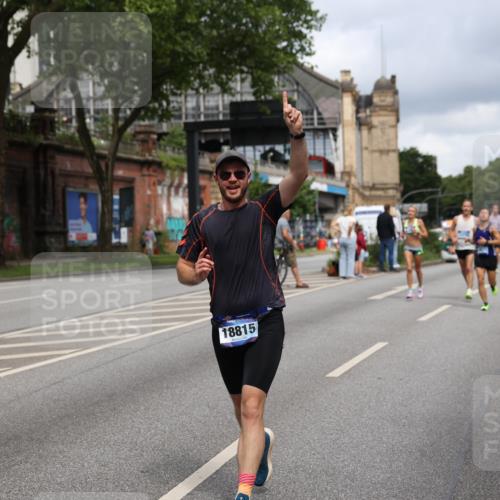 29.06.2025 - hella hamburg halbmarathon Yannick Fuchs http://msf.ph/oto/8180921 29.06.2025 10:43:00 20KM 1163, 1176, 1537, 1892, 2260, 3985, 4711, 4847, 4890, 5421, 6389, 6923, 8889, 9348, 9661, 9770, 11451, 12149, 12534, 12690, 12840, 13009, 13183, 13450, 13962, 14033, 14192, 14511, 14990, 15384, 15784, 15894, 15917, 15981, 16592, 17127, 17395, 17745, 17855, 17982, 18251, 18598, 18815, 18887 meine-sportfotos.de