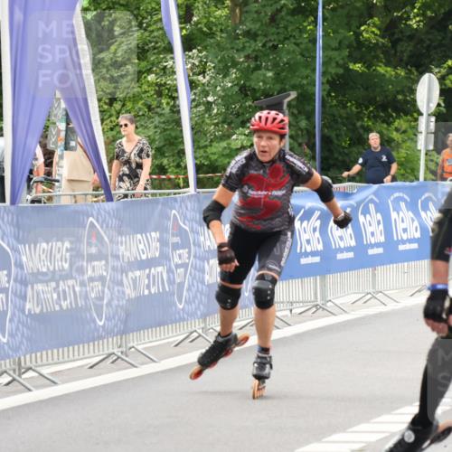 29.06.2025 - hella hamburg halbmarathon Strokosch-Dieckow http://msf.ph/oto/8180939 29.06.2025 09:21:52 Ziel 20067, 20068, 20070 meine-sportfotos.de