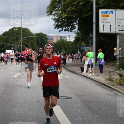 29.06.2025 - hella hamburg halbmarathon Yannick Fuchs http://msf.ph/oto/8180977 29.06.2025 10:43:01 20KM 1163, 1176, 1537, 1892, 2260, 3985, 4711, 4847, 4890, 5421, 6389, 6923, 8302, 8889, 9348, 9661, 9770, 10053, 10860, 11451, 11679, 12149, 12534, 12690, 12840, 13009, 13183, 13450, 13962, 14033, 14192, 14511, 14990, 15384, 15784, 15894, 15917, 15981, 16592, 17127, 17395, 17745, 17855, 17982, 18251, 18598, 18815, 18887 meine-sportfotos.de