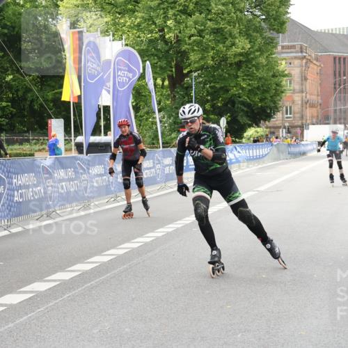 29.06.2025 - hella hamburg halbmarathon Strokosch-Dieckow http://msf.ph/oto/8180982 29.06.2025 09:21:53 Ziel 20067, 20068, 20070 meine-sportfotos.de