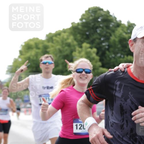 29.06.2025 - hella hamburg halbmarathon Jannik Wohlers http://msf.ph/oto/8180990 29.06.2025 10:22:54 Lombardsbrücke 1362, 2925, 4728, 4793, 6502, 6849, 7820, 8687, 8688, 8716, 8918, 8920, 9301, 9877, 10739, 11798, 11879, 12073, 12874, 14265, 14338, 14510, 14512, 14821, 16416, 16558, 17013, 17099, 17207, 17299, 17719, 18089, 18332 meine-sportfotos.de