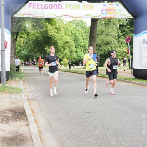 29.06.2025 - hella hamburg halbmarathon MichiJ http://msf.ph/oto/8181028 29.06.2025 10:17:15 Zwischen KM18-KM19 1065, 5344, 10848, 18037 meine-sportfotos.de