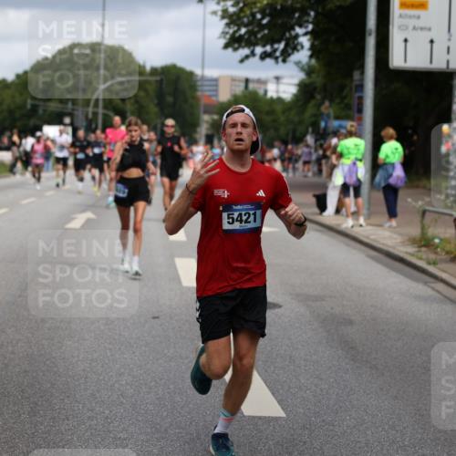 29.06.2025 - hella hamburg halbmarathon Yannick Fuchs http://msf.ph/oto/8181029 29.06.2025 10:43:01 20KM 1163, 1176, 1537, 1892, 2260, 3985, 4711, 4847, 4890, 5421, 6389, 6923, 8302, 8889, 9348, 9661, 9770, 10053, 10860, 11451, 11679, 12149, 12534, 12690, 12840, 13009, 13183, 13450, 13962, 14033, 14192, 14511, 14990, 15384, 15784, 15894, 15917, 15981, 16592, 17127, 17395, 17745, 17855, 17982, 18251, 18598, 18815, 18887 meine-sportfotos.de