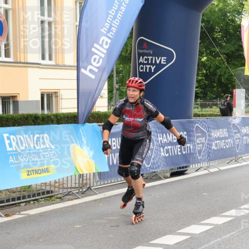 29.06.2025 - hella hamburg halbmarathon Strokosch-Dieckow http://msf.ph/oto/8181046 29.06.2025 09:21:55 Ziel 20067, 20068, 20070 meine-sportfotos.de