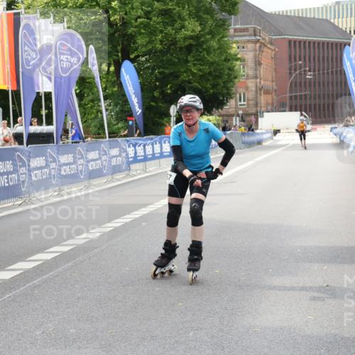 29.06.2025 - hella hamburg halbmarathon Strokosch-Dieckow http://msf.ph/oto/8181099 29.06.2025 09:21:58 Ziel 20067, 20276 meine-sportfotos.de