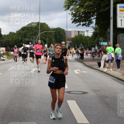 29.06.2025 - hella hamburg halbmarathon Yannick Fuchs http://msf.ph/oto/8181143 29.06.2025 10:43:03 20KM 1163, 1176, 1452, 1537, 1892, 2260, 3985, 4183, 4185, 4847, 4890, 5421, 6389, 8302, 8889, 9348, 9661, 9770, 10053, 10860, 11451, 11679, 12149, 12534, 12690, 13009, 13183, 13450, 13962, 14033, 14192, 14511, 14990, 15384, 15784, 15857, 15894, 15917, 15981, 16592, 17127, 17395, 17745, 17855, 17982, 18598, 18815, 18873, 18887 meine-sportfotos.de