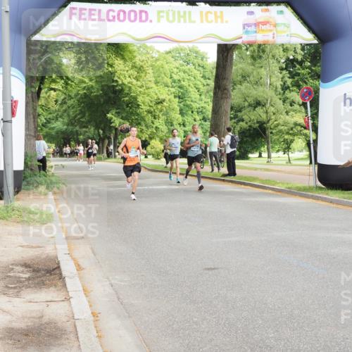 29.06.2025 - hella hamburg halbmarathon MichiJ http://msf.ph/oto/8181163 29.06.2025 10:17:17 Zwischen KM18-KM19 5344, 10848, 17893, 18037 meine-sportfotos.de