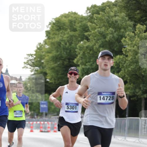 29.06.2025 - hella hamburg halbmarathon Jannik Wohlers http://msf.ph/oto/8181202 29.06.2025 09:42:40 Lombardsbrücke 4338, 5301, 9097, 9385, 11994, 12341, 12529, 12992, 13346, 14728, 18037 meine-sportfotos.de