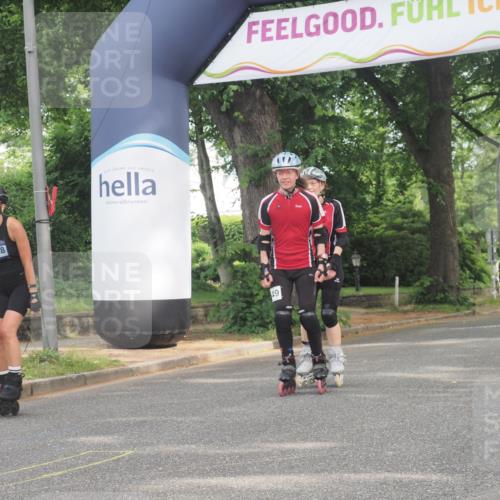 29.06.2025 - hella hamburg halbmarathon KatJ http://msf.ph/oto/8181273 29.06.2025 09:23:00 Zwischen KM18-KM19  meine-sportfotos.de