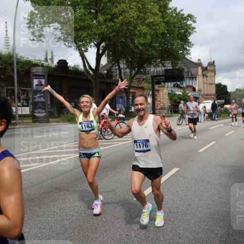 29.06.2025 - hella hamburg halbmarathon Yannick Fuchs http://msf.ph/oto/8181288 29.06.2025 10:43:05 20KM 1163, 1176, 1452, 1892, 2260, 3985, 4183, 4185, 4847, 4890, 5421, 6389, 8302, 8889, 9348, 9661, 9770, 10053, 10859, 10860, 11451, 11679, 12533, 12534, 12690, 13009, 13183, 13269, 13450, 13962, 14033, 14192, 14511, 15384, 15784, 15857, 15894, 15981, 16369, 16592, 17395, 17632, 17745, 17855, 17982, 18598, 18815, 18873, 18887 meine-sportfotos.de