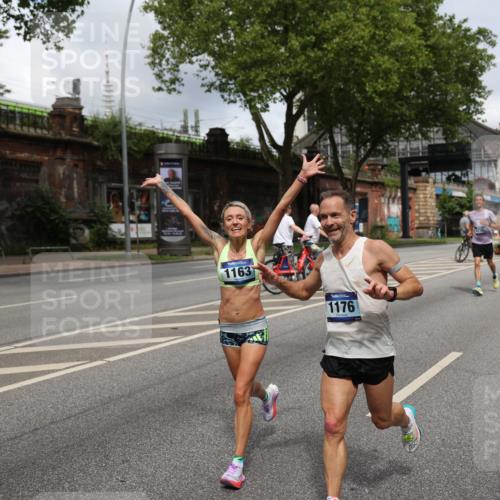 29.06.2025 - hella hamburg halbmarathon Yannick Fuchs http://msf.ph/oto/8181310 29.06.2025 10:43:05 20KM 1163, 1176, 1452, 1892, 2260, 3985, 4183, 4185, 4847, 4890, 5421, 6389, 8302, 8889, 9348, 9661, 9770, 10053, 10859, 10860, 11451, 11679, 12533, 12534, 12690, 13009, 13183, 13269, 13450, 13962, 14033, 14192, 14511, 15384, 15784, 15857, 15894, 15981, 16369, 16592, 17395, 17632, 17745, 17855, 17982, 18598, 18815, 18873, 18887 meine-sportfotos.de