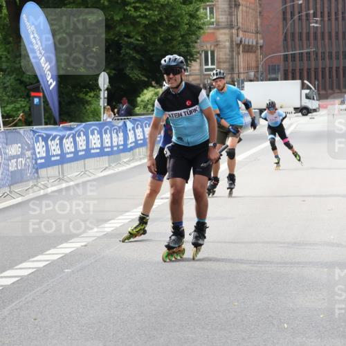 29.06.2025 - hella hamburg halbmarathon Strokosch-Dieckow http://msf.ph/oto/8181547 29.06.2025 09:22:48 Ziel 20105, 20439, 20499, 20500 meine-sportfotos.de