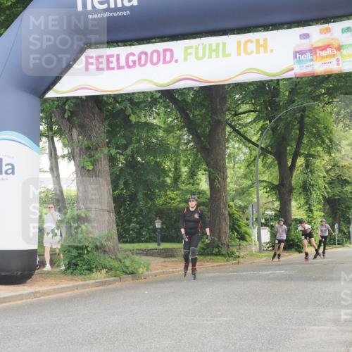 29.06.2025 - hella hamburg halbmarathon KatJ http://msf.ph/oto/8181552 29.06.2025 09:23:33 Zwischen KM18-KM19  meine-sportfotos.de