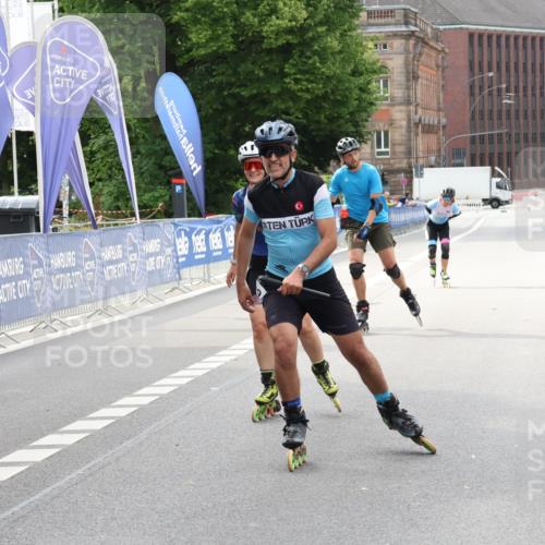 29.06.2025 - hella hamburg halbmarathon Strokosch-Dieckow http://msf.ph/oto/8181592 29.06.2025 09:22:49 Ziel 20105, 20439, 20499, 20500 meine-sportfotos.de