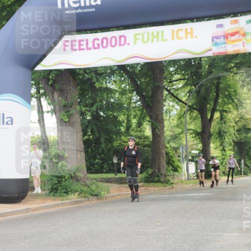 29.06.2025 - hella hamburg halbmarathon KatJ http://msf.ph/oto/8181623 29.06.2025 09:23:33 Zwischen KM18-KM19  meine-sportfotos.de