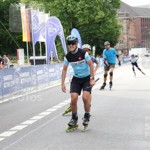 29.06.2025 - hella hamburg halbmarathon Strokosch-Dieckow http://msf.ph/oto/8181628 29.06.2025 09:22:50 Ziel 20105, 20439, 20499, 20500 meine-sportfotos.de