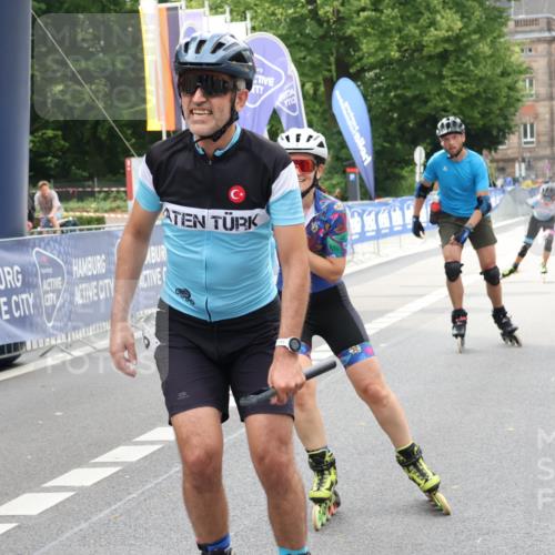 29.06.2025 - hella hamburg halbmarathon Strokosch-Dieckow http://msf.ph/oto/8181639 29.06.2025 09:22:50 Ziel 20105, 20439, 20499, 20500 meine-sportfotos.de