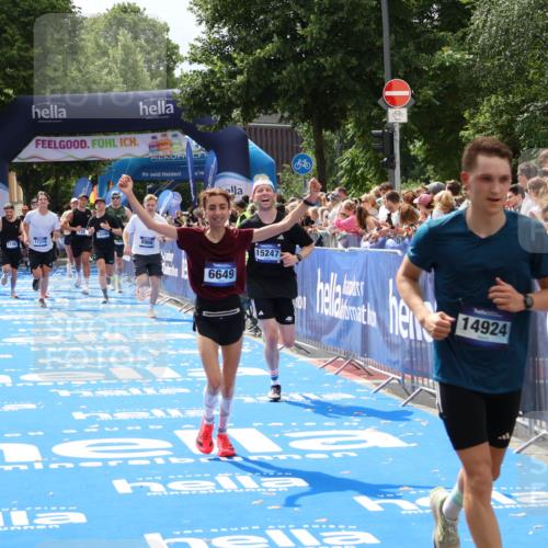 29.06.2025 - hella hamburg halbmarathon Zöllner http://msf.ph/oto/8181665 29.06.2025 10:40:33 Ziel 6649, 7284, 8966, 10978, 11767, 12365, 12540, 14924, 15164, 15247, 17214, 18192 meine-sportfotos.de